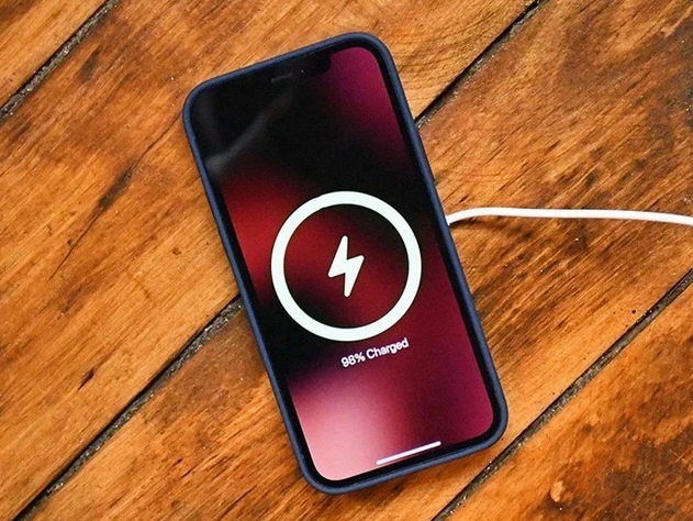 四平苹果手机维修分享iPhone 12可以随便充电吗 